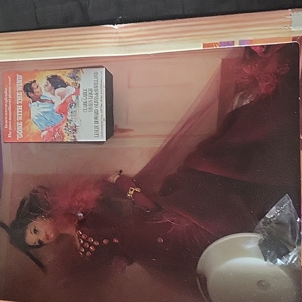 Gone with the wind  Scarlett  O'Hara makes her grand entrance barbie